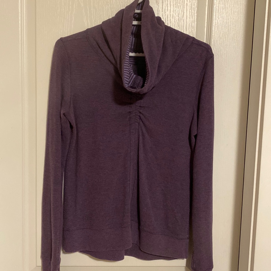 Lululemon Reversible Pullover